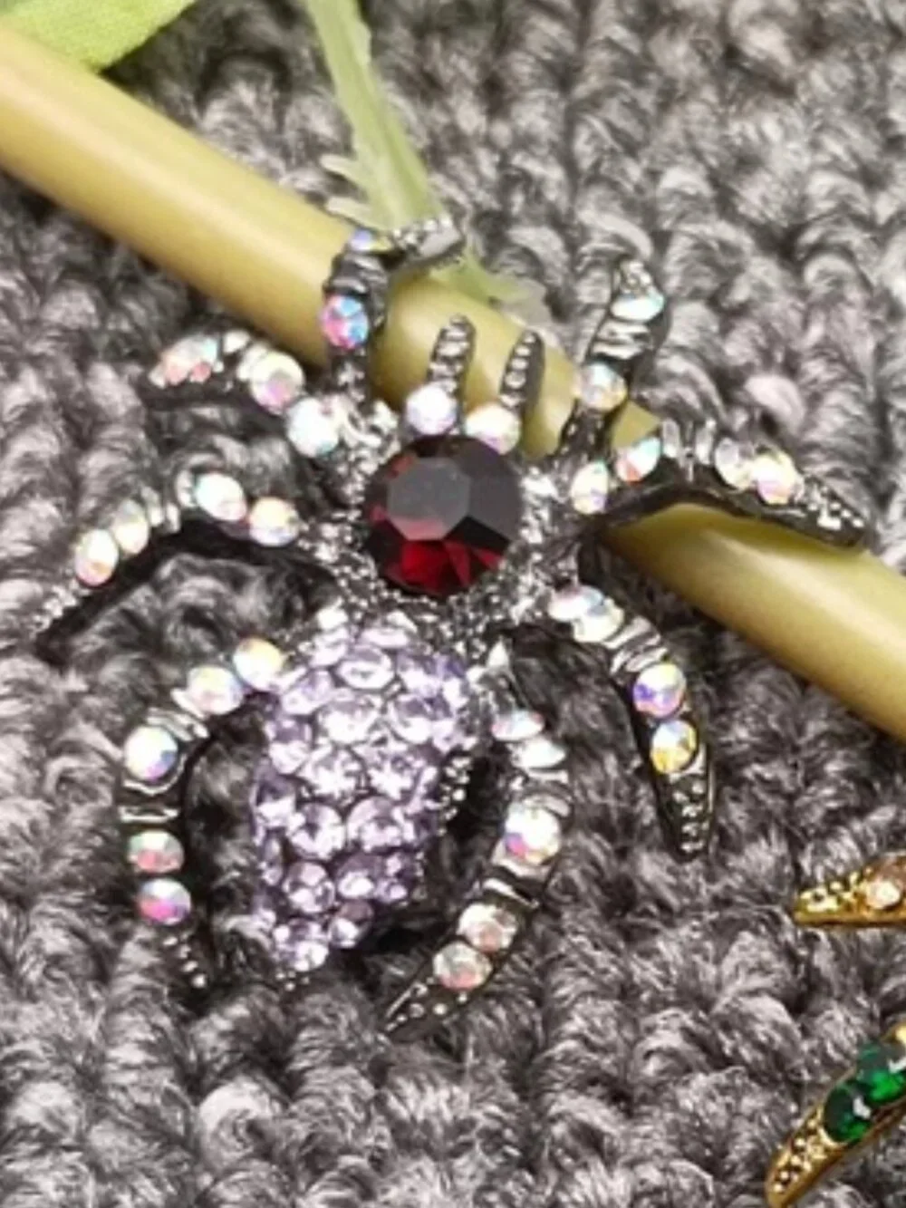 DESIGNER Goth Spider Gunmetal Iridescent/Merlot/Purple Crystal Brooch Pin**NEW!